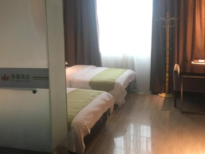 Greentree Alliance Ganzhou City Ningdu County Meijiang Town Sanhuan South Road Hotel Bagian luar foto