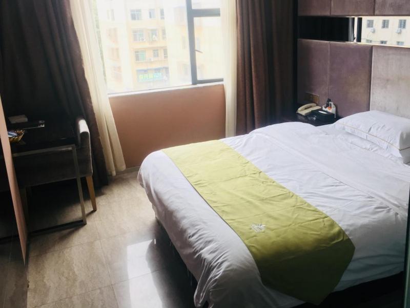 Greentree Alliance Ganzhou City Ningdu County Meijiang Town Sanhuan South Road Hotel Bagian luar foto